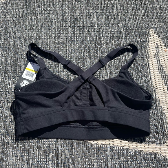 Brand new under armor sports bra - Picture 3 of 3